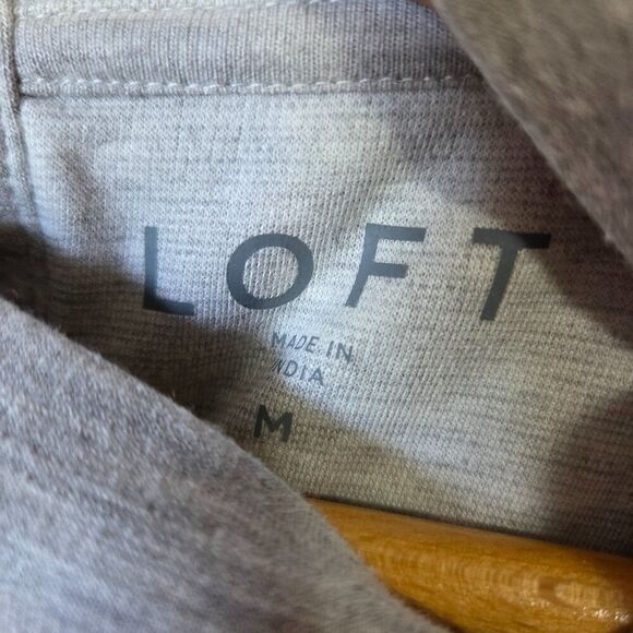 EUC LOFT LIGHT GREY MOCK NECK SOFT LONGSLEEVES TOP SIZE M - Picture 11 of 14